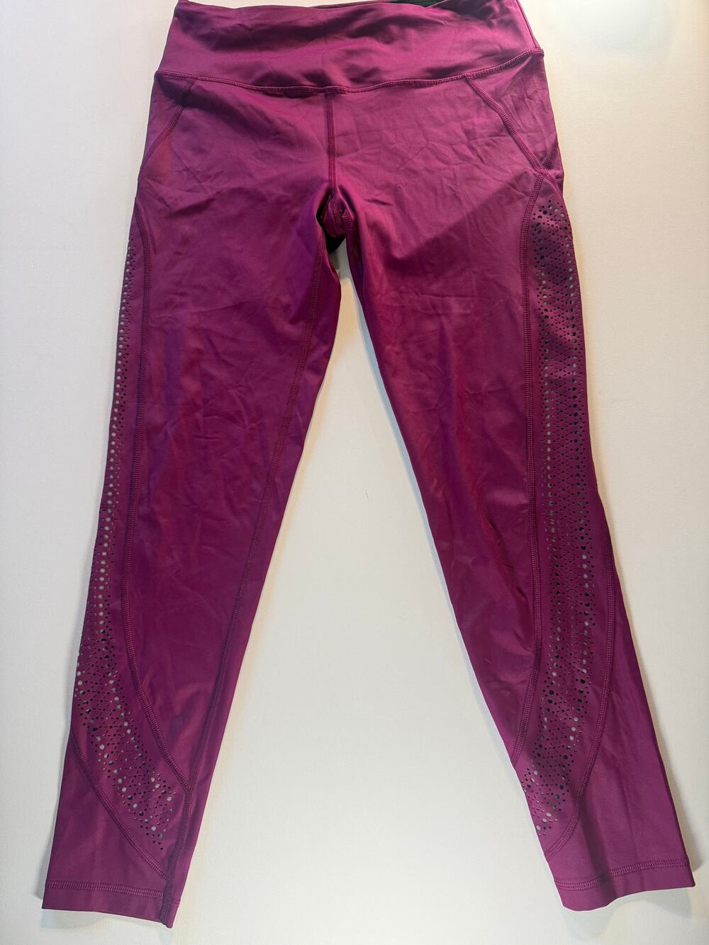 Victoria Sport Total Knockout Leggings Maroon Fuchsia Size L